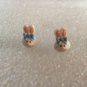 EASTER - 1990s Acrylic Bunny Post Earrings